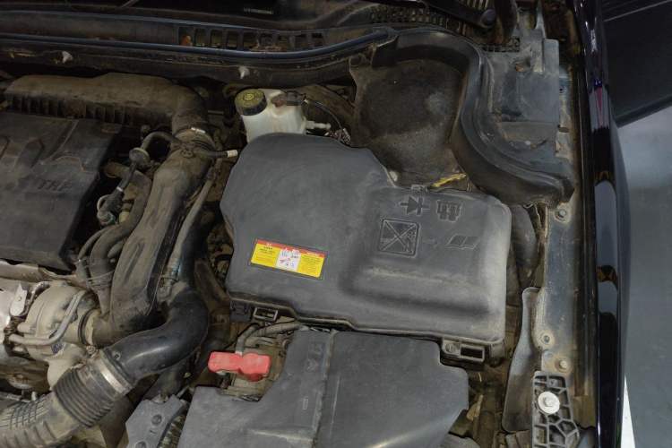 Used Dongfeng Aeolus A9 2016 1.8T Luxury Model Engine Bay Left