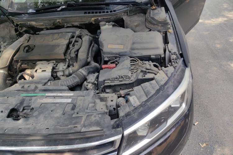 Used Dongfeng Aeolus A9 2016 1.8T Luxury Model Engine Bay Left