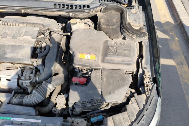 Used Dongfeng Aeolus A9 2016 1.8T Luxury Model Engine Bay Left