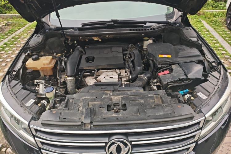 Used Dongfeng Aeolus A9 2016 1.8T Luxury Model Engine Bay