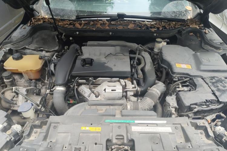 Used Dongfeng Aeolus A9 2016 1.8T Luxury Model Engine Bay