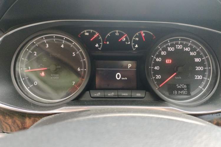 Used Dongfeng Aeolus A9 2016 1.8T Luxury Model Instrument Cluster