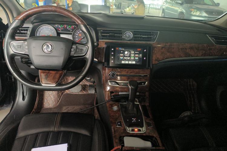 Used Dongfeng Aeolus A9 2016 1.8T Luxury Model Interior 2