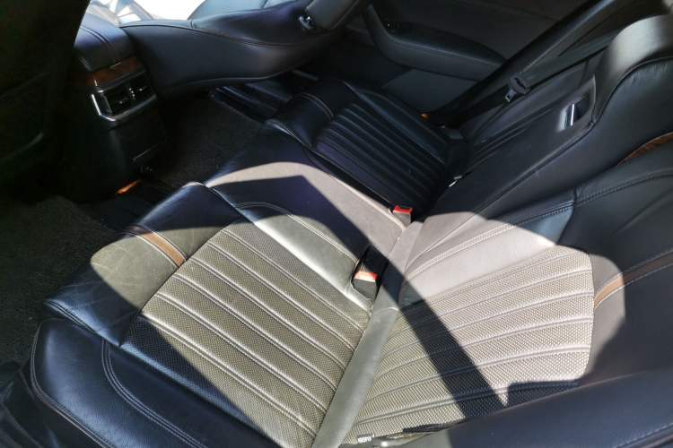 Used Dongfeng Aeolus A9 2016 1.8T Luxury Model Left Rear Seat
