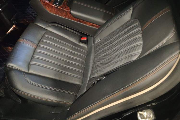 Used Dongfeng Aeolus A9 2016 1.8T Luxury Model Left Rear Seat