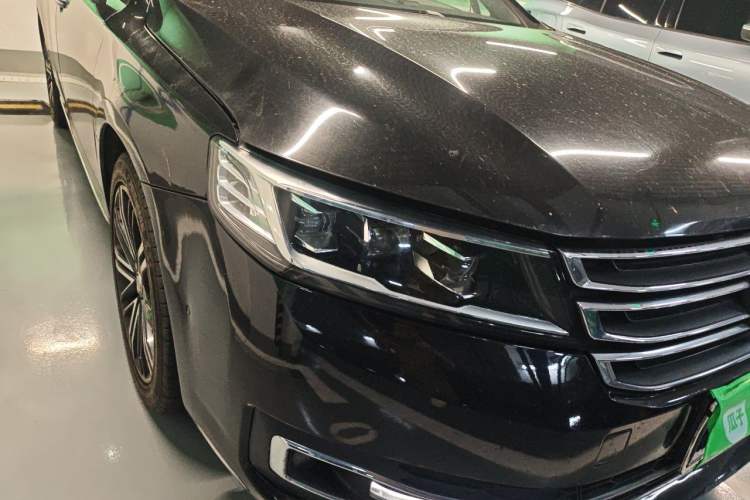 Used Dongfeng Aeolus A9 2016 1.8T Luxury Model Right Front Headlight