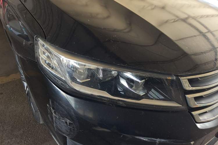 Used Dongfeng Aeolus A9 2016 1.8T Luxury Model Right Front Headlight