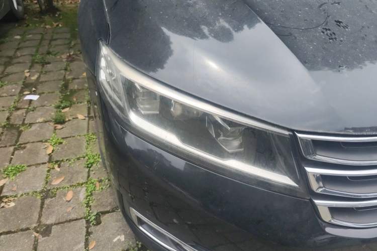 Used Dongfeng Aeolus A9 2016 1.8T Luxury Model Right Front Headlight