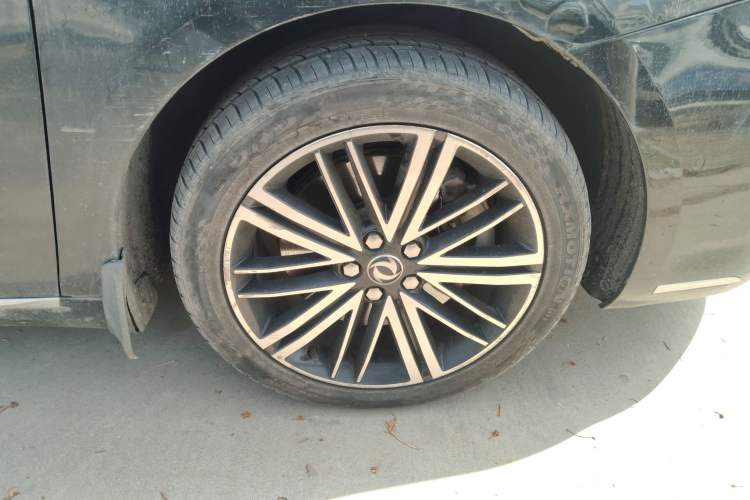 Used Dongfeng Aeolus A9 2016 1.8T Luxury Model Right Front Wheel Hub