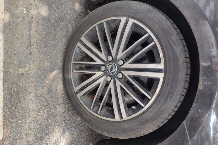 Used Dongfeng Aeolus A9 2016 1.8T Luxury Model Right Front Wheel Hub