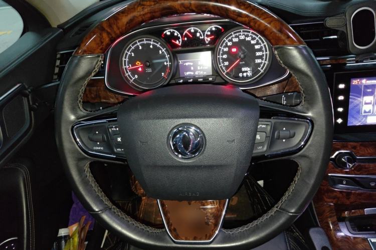 Used Dongfeng Aeolus A9 2016 1.8T Luxury Model Steering Wheel