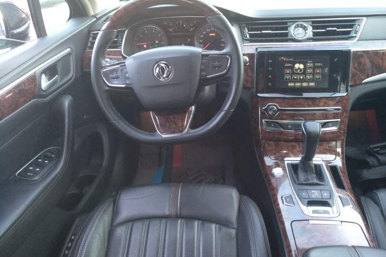Used Dongfeng Aeolus A9 2016 1.8T Luxury Model Steering Wheel
