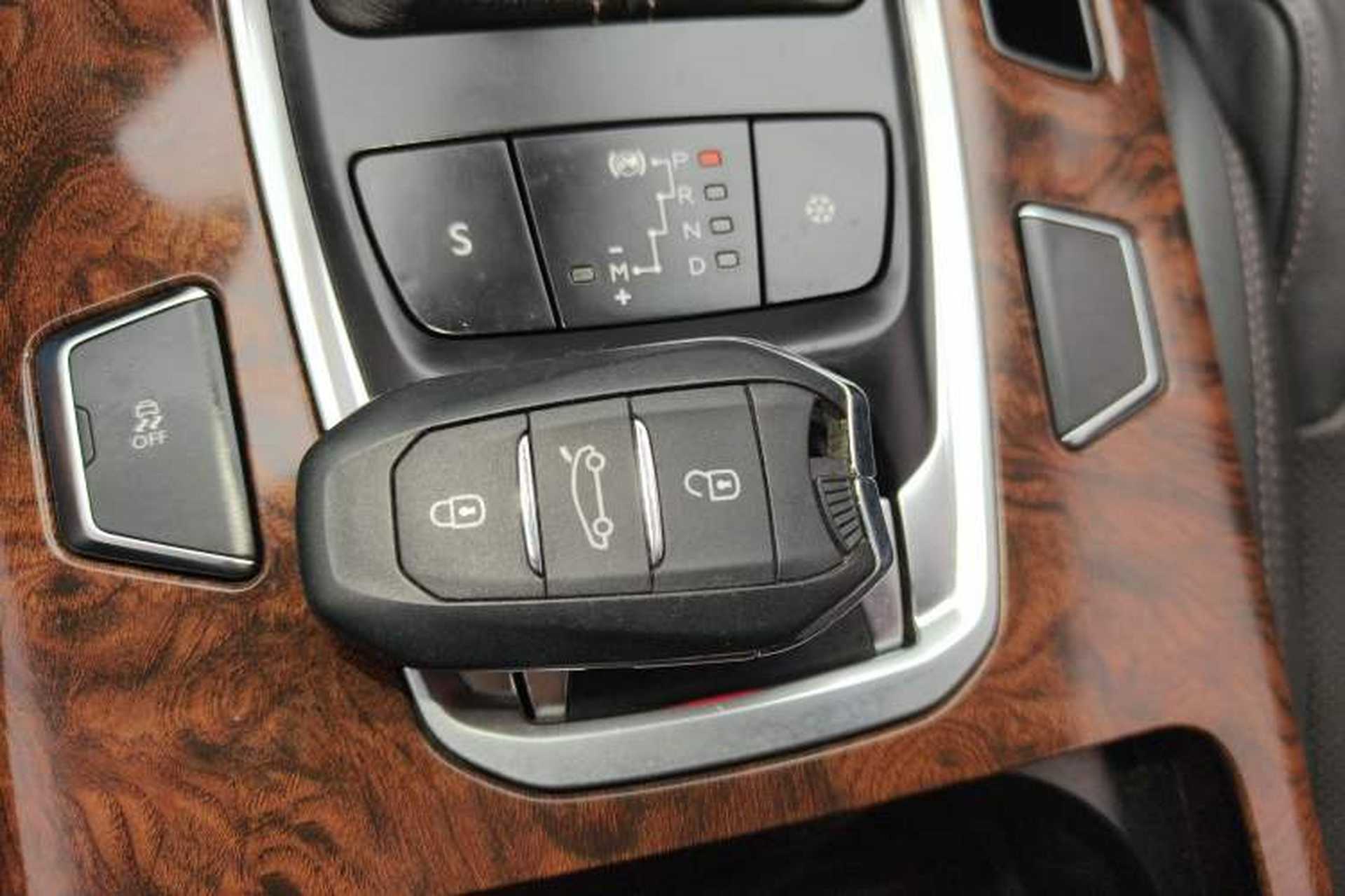 Used Dongfeng Aeolus A9 2016 1.8T Luxury Model Vehicle Key