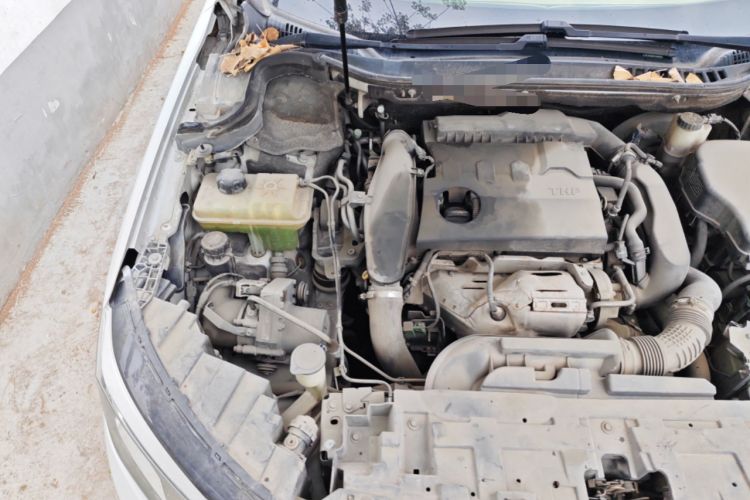 Used Dongfeng Aeolus A9 2016 1.8T Luxury Model Engine Bay Right
