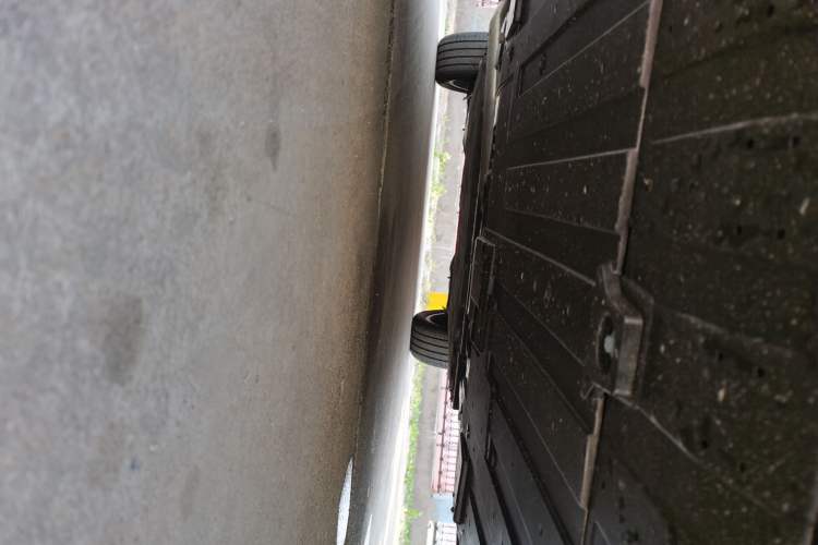 Used Dongfeng Aeolus L8 2025 Model 185KM Dream Edition Chassis Front