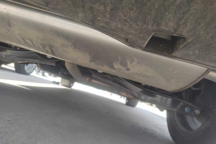 Used Dongfeng Aeolus L8 2025 Model 185KM Dream Edition Chassis Rear