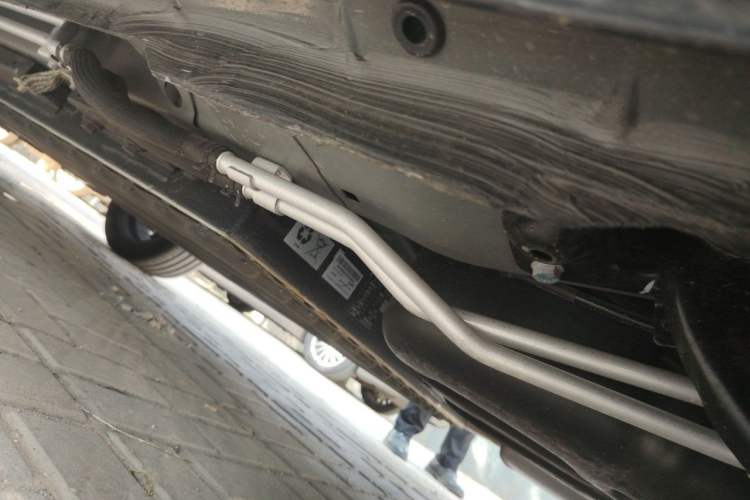 Used Dongfeng Aeolus L8 2025 Model 185KM Ideal Edition Chassis Rear Left