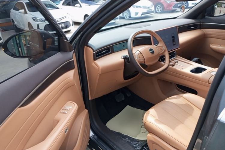 Used Dongfeng Aeolus L8 2025 Model 185KM Dream Edition Driver Seat