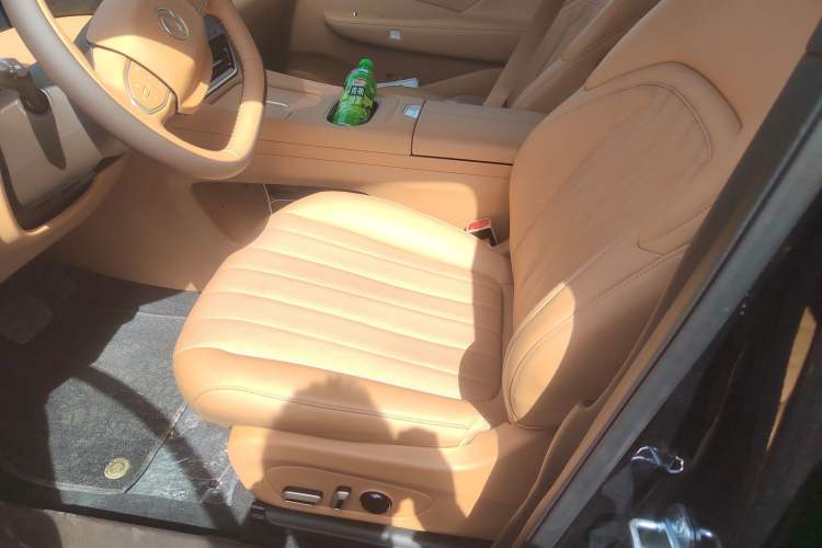 Used Dongfeng Aeolus L8 2025 Model 185KM Dream Edition Left Front Seat