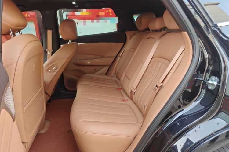 Used Dongfeng Aeolus L8 2025 Model 185KM Dream Edition Left Rear Seat