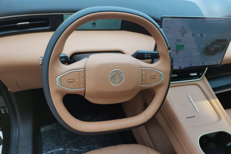 Used Dongfeng Aeolus L8 2025 Model 185KM Dream Edition Steering Wheel
