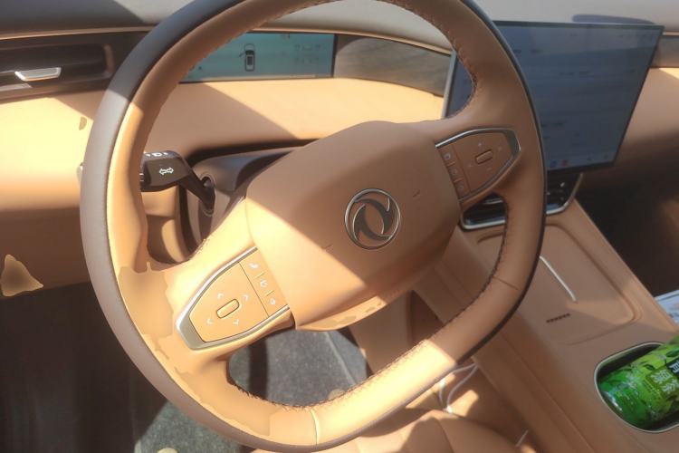 Used Dongfeng Aeolus L8 2025 Model 185KM Dream Edition Steering Wheel