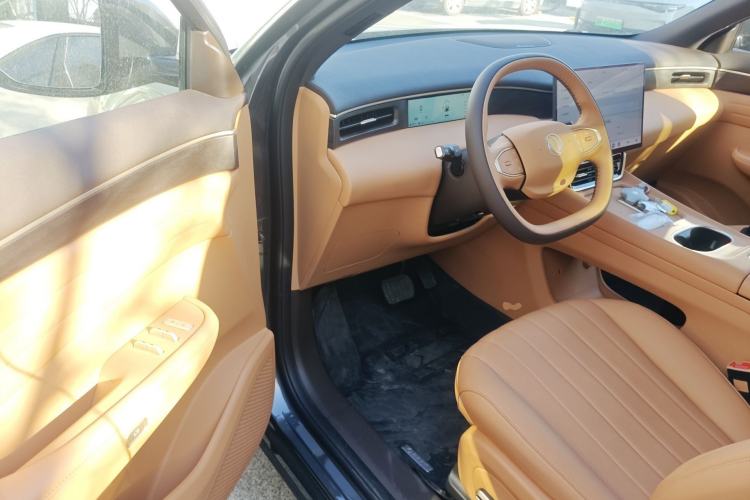 Used Dongfeng Aeolus L8 2025 Model 185KM Dream Edition Driver Seat