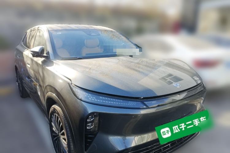 Used Dongfeng Aeolus L8 2025 Model 185KM Dream Edition Front Right 45 Deg