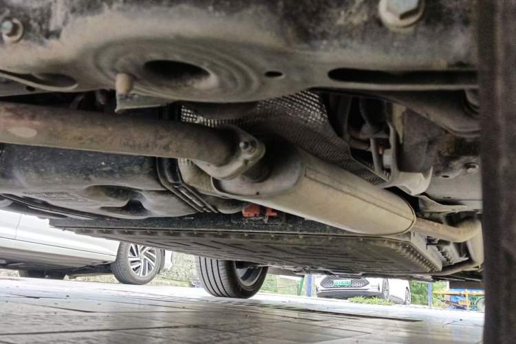 Used Dongfeng Aeolus L8 2025 Model 185KM Dream Edition Chassis Rear Right