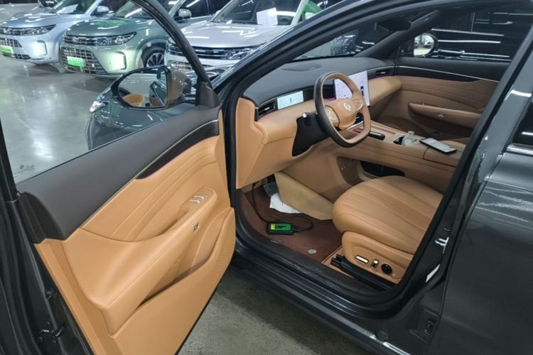 Used Dongfeng Aeolus L8 2025 Model 185KM Dream Edition Driver Seat