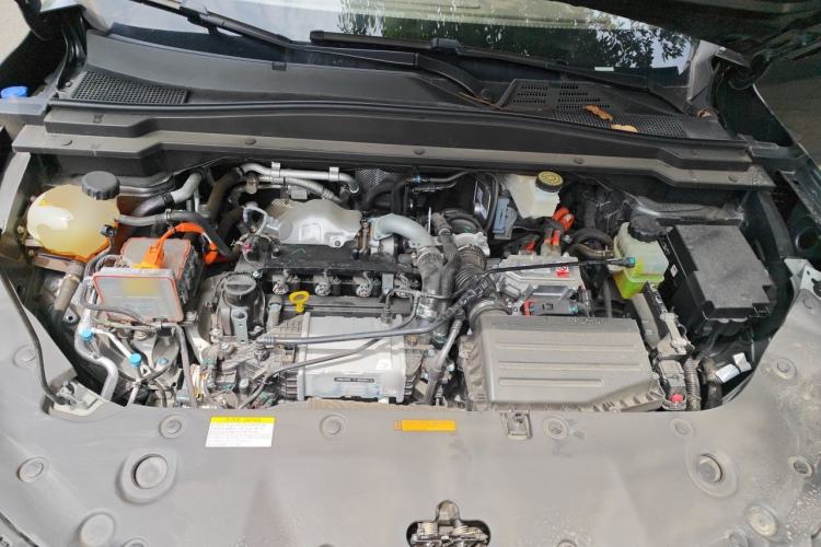 Used Dongfeng Aeolus L8 2025 Model 185KM Dream Edition Engine Bay