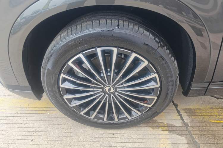 Used Dongfeng Aeolus L8 2025 Model 185KM Dream Edition Exterior 1