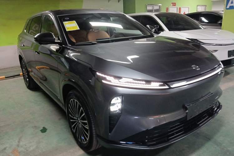 Used Dongfeng Aeolus L8 2025 Model 185KM Dream Edition Exterior 2