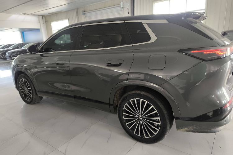 Used Dongfeng Aeolus L8 2025 Model 185KM Dream Edition Exterior 3