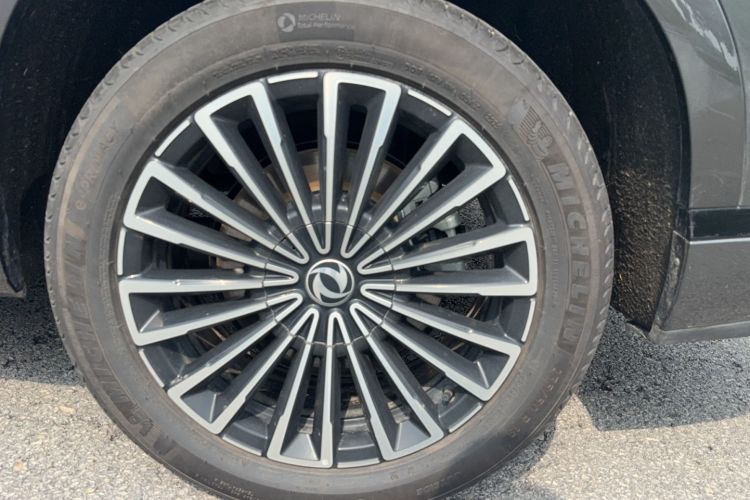 Used Dongfeng Aeolus L8 2025 Model 185KM Ideal Edition Exterior 3