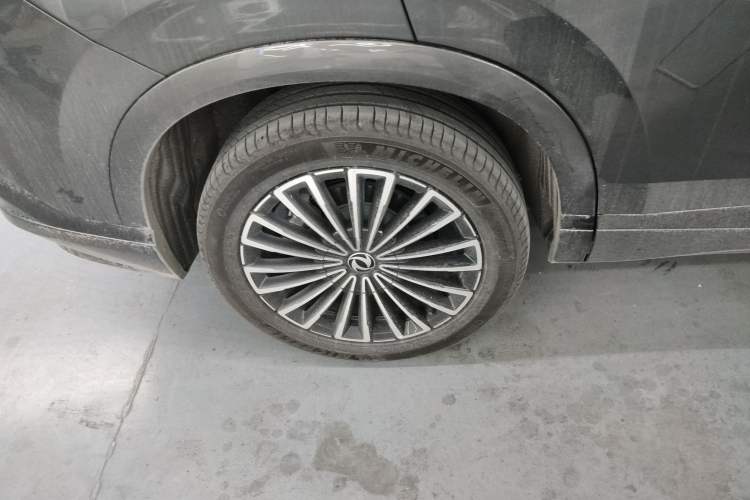 Used Dongfeng Aeolus L8 2025 Model 185KM Dream Edition Exterior 5