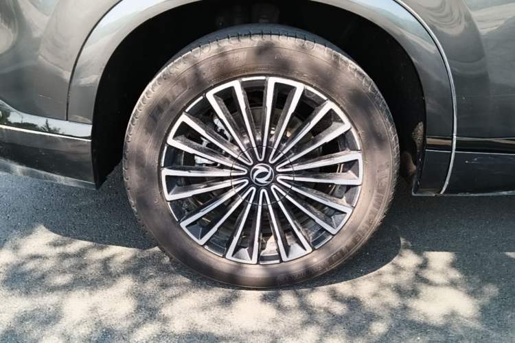Used Dongfeng Aeolus L8 2025 Model 185KM Ideal Edition Exterior 5