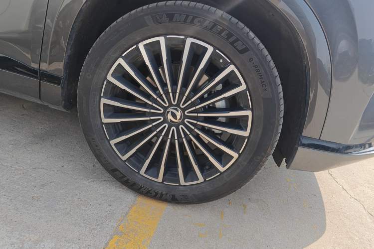 Used Dongfeng Aeolus L8 2025 Model 185KM Dream Edition Exterior 7