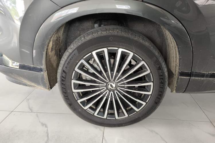 Used Dongfeng Aeolus L8 2025 Model 185KM Dream Edition Exterior 8