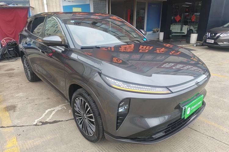 Used Dongfeng Aeolus L8 2025 Model 185KM Dream Edition Front Right 45 Deg