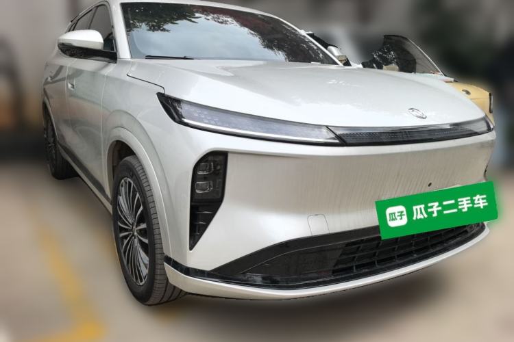 Used Dongfeng Aeolus L8 2025 Model 185KM Dream Edition Front Right 45 Deg