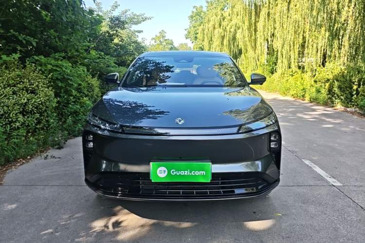Used Dongfeng Aeolus L8 2025 Model 185KM Dream Edition Front