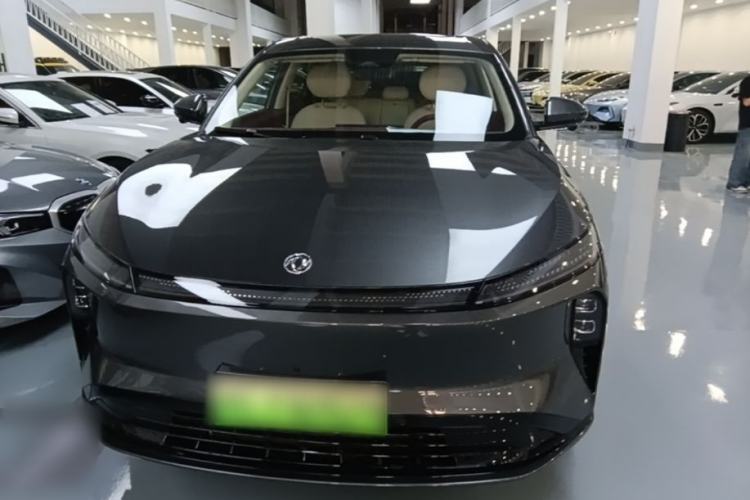 Used Dongfeng Aeolus L8 2025 Model 185KM Dream Edition Front