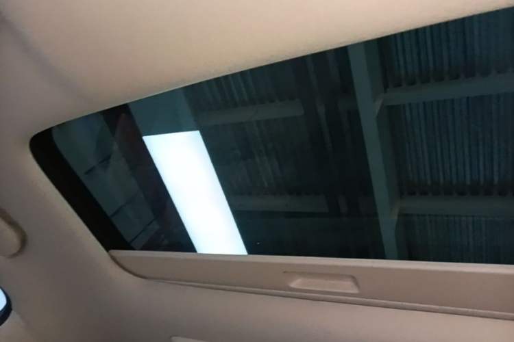 Used Dongfeng Aeolus L8 2025 Model 185KM Dream Edition Headliner