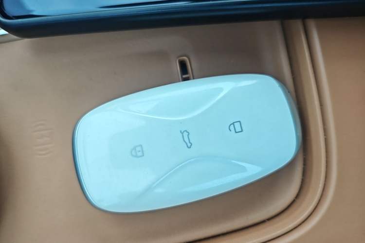 Used Dongfeng Aeolus L8 2025 Model 185KM Dream Edition Interior 1