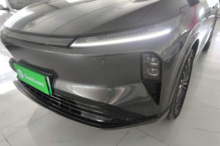 Used Dongfeng Aeolus L8 2025 Model 185KM Dream Edition Left Front Headlight
