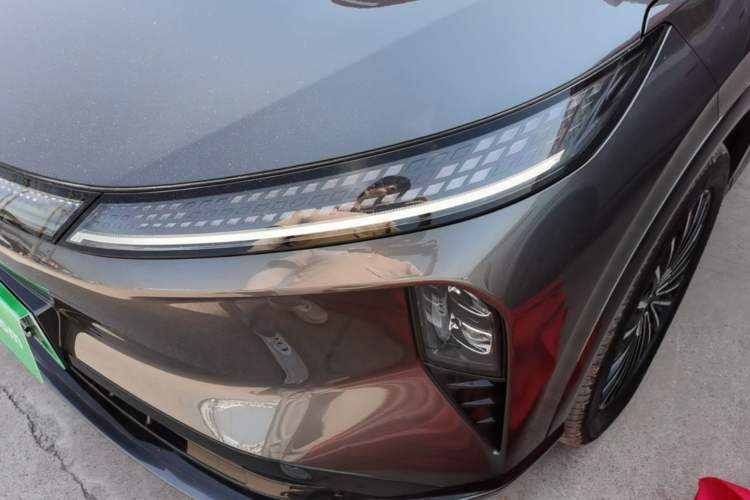 Used Dongfeng Aeolus L8 2025 Model 112KM Dream Edition Left Front Headlight