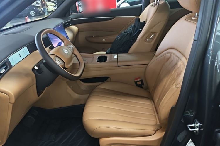 Used Dongfeng Aeolus L8 2025 Model 185KM Dream Edition Left Front Seat