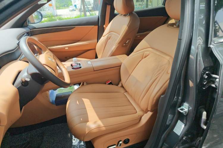 Used Dongfeng Aeolus L8 2025 Model 185KM Dream Edition Left Front Seat