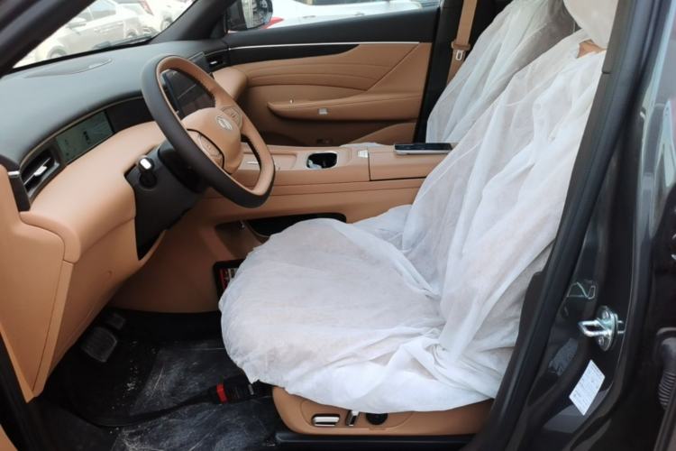 Used Dongfeng Aeolus L8 2025 Model 112KM Dream Edition Left Front Seat